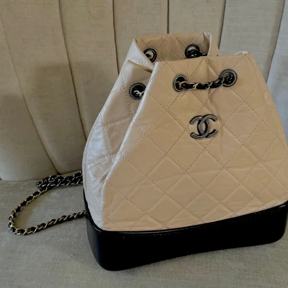 Chanel Gabrielle backpack - Picture 3 of 10